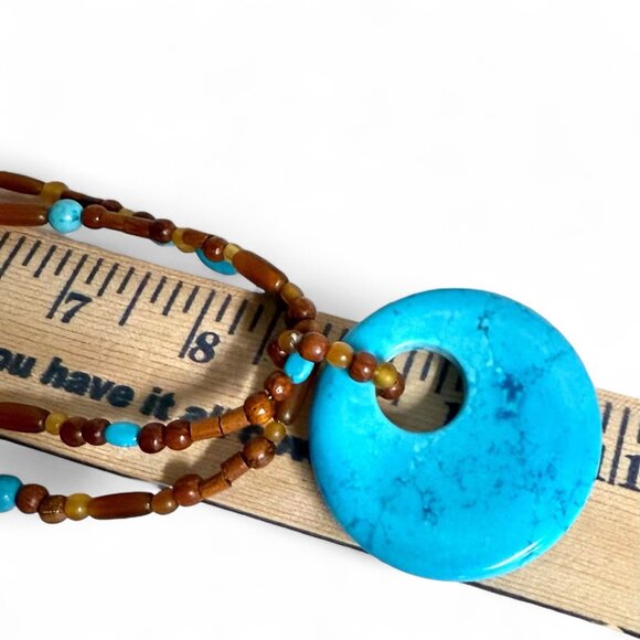 Vintage Dyed Howlite & Wood Bead Necklace Boho Layered Style Round Pendant - Picture 7 of 8